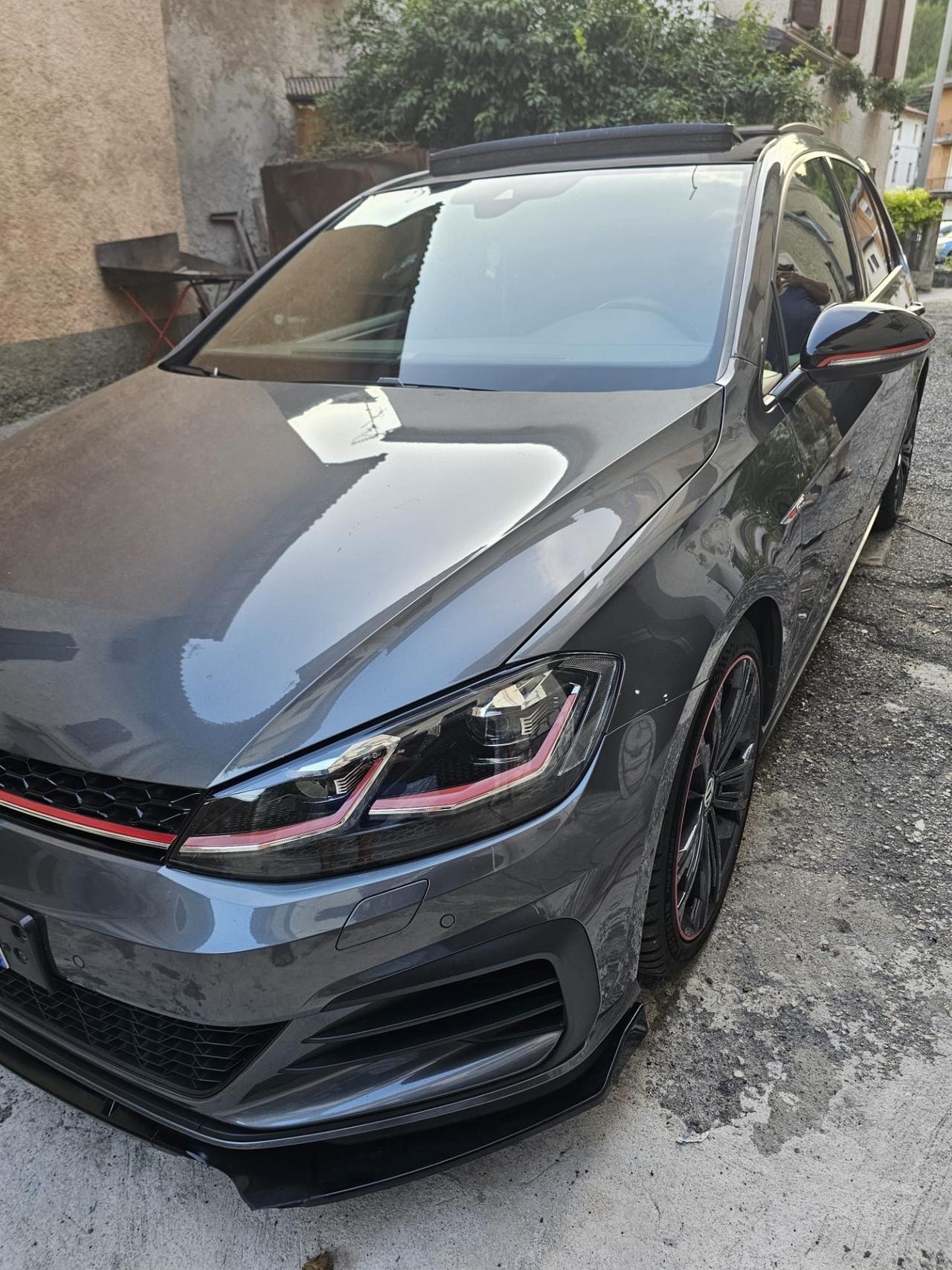 Volkswagen Golf R 2.0 TSI DSG 4MOTION 5p. BMT