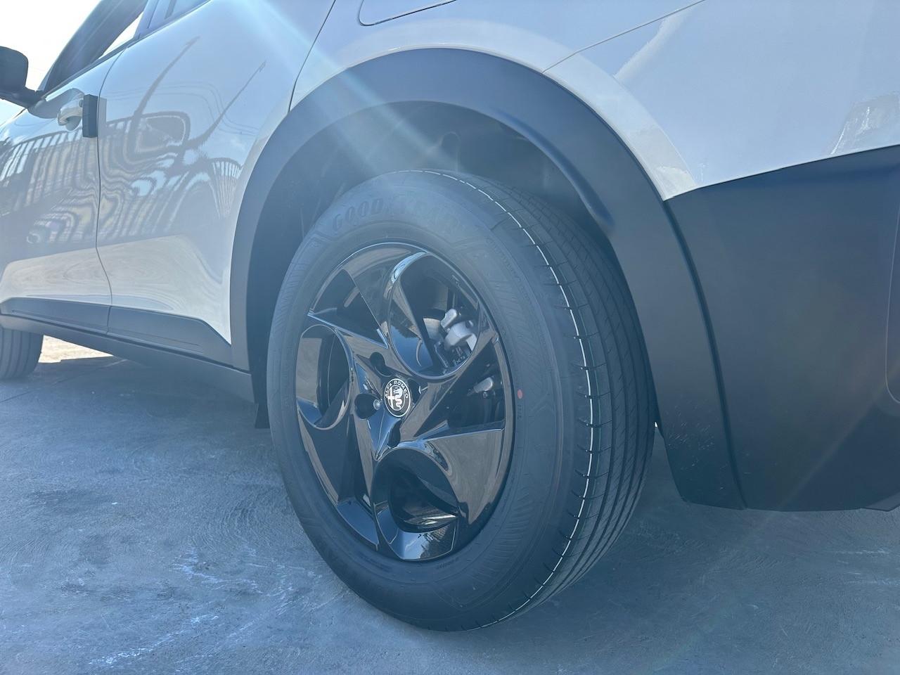 Alfa Romeo Junior 1.2 145 CV Hybrid eDCT6