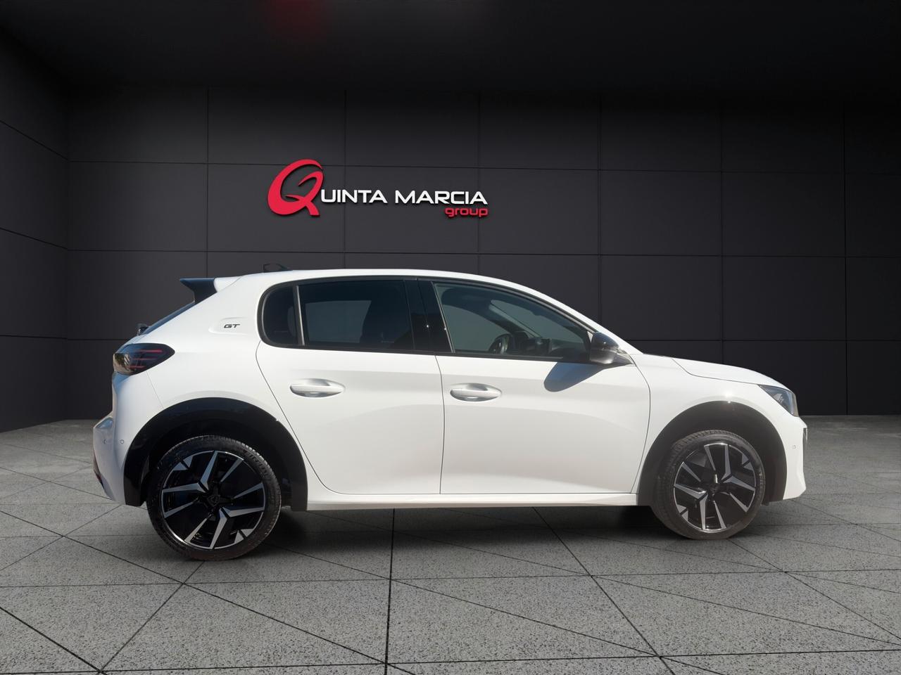 PEUGEOT 208 1.2 HYBRID GT 110CV L’AUTO DEL MOMENTO