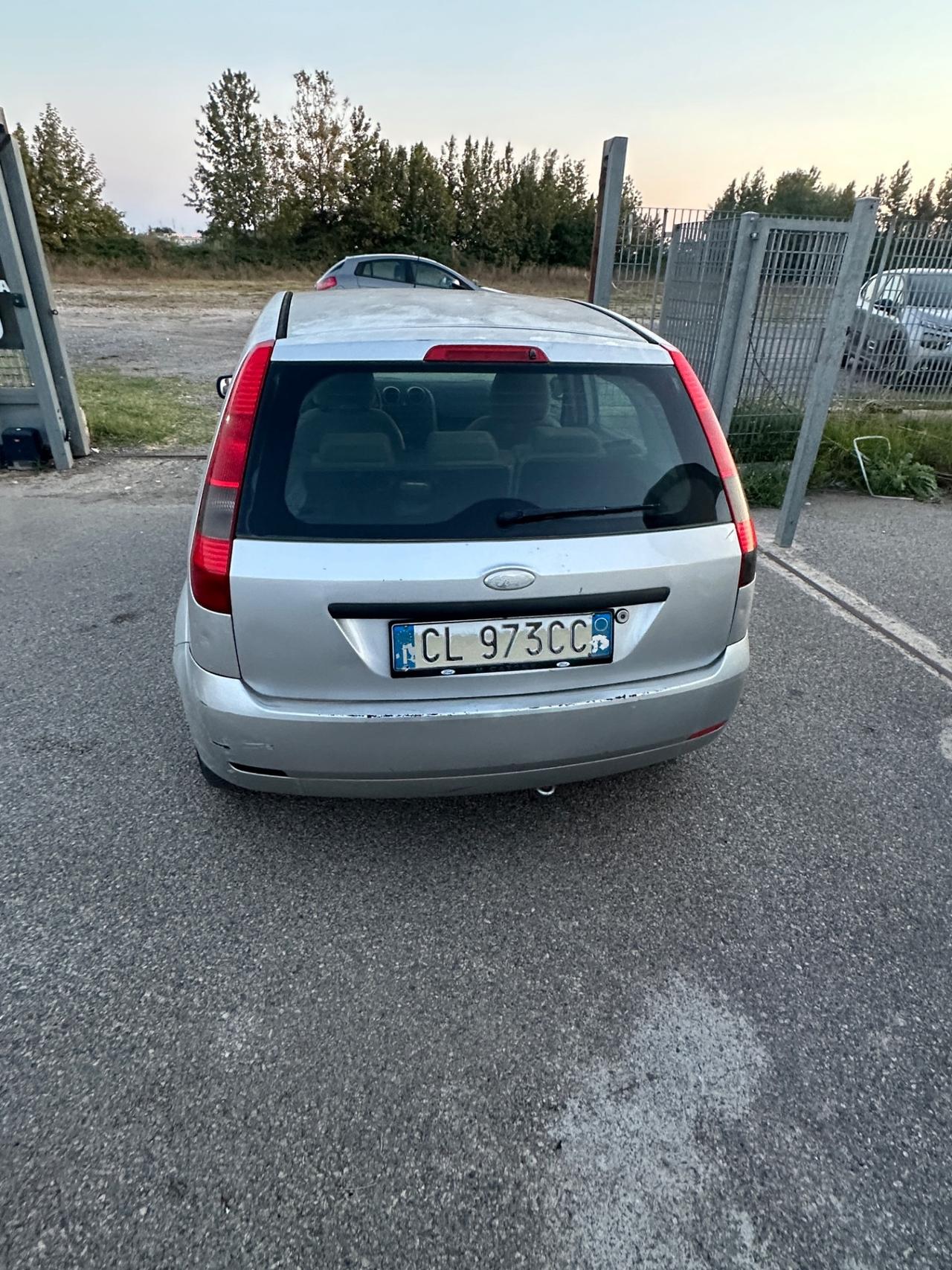 Ford Fiesta 1.4 TDCi 5p. Ghia