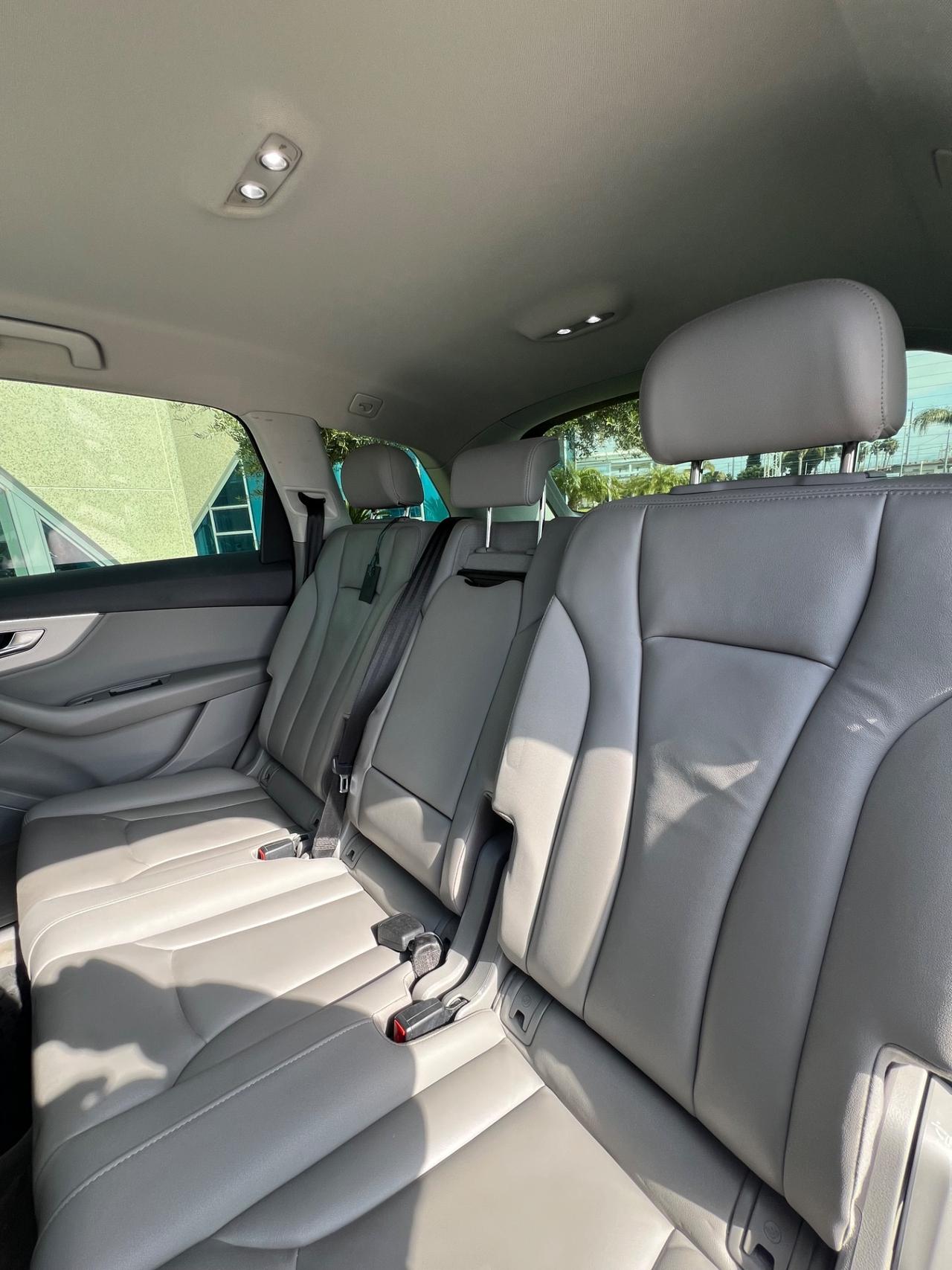 Audi Q7 50 TDI quattro tiptronic Business