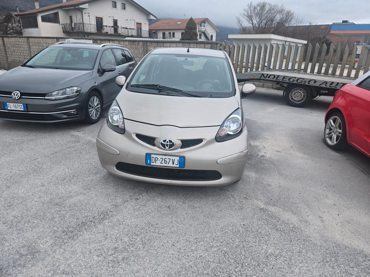 Toyota Aygo 1.0 12V VVT-i 5 porte Griffe