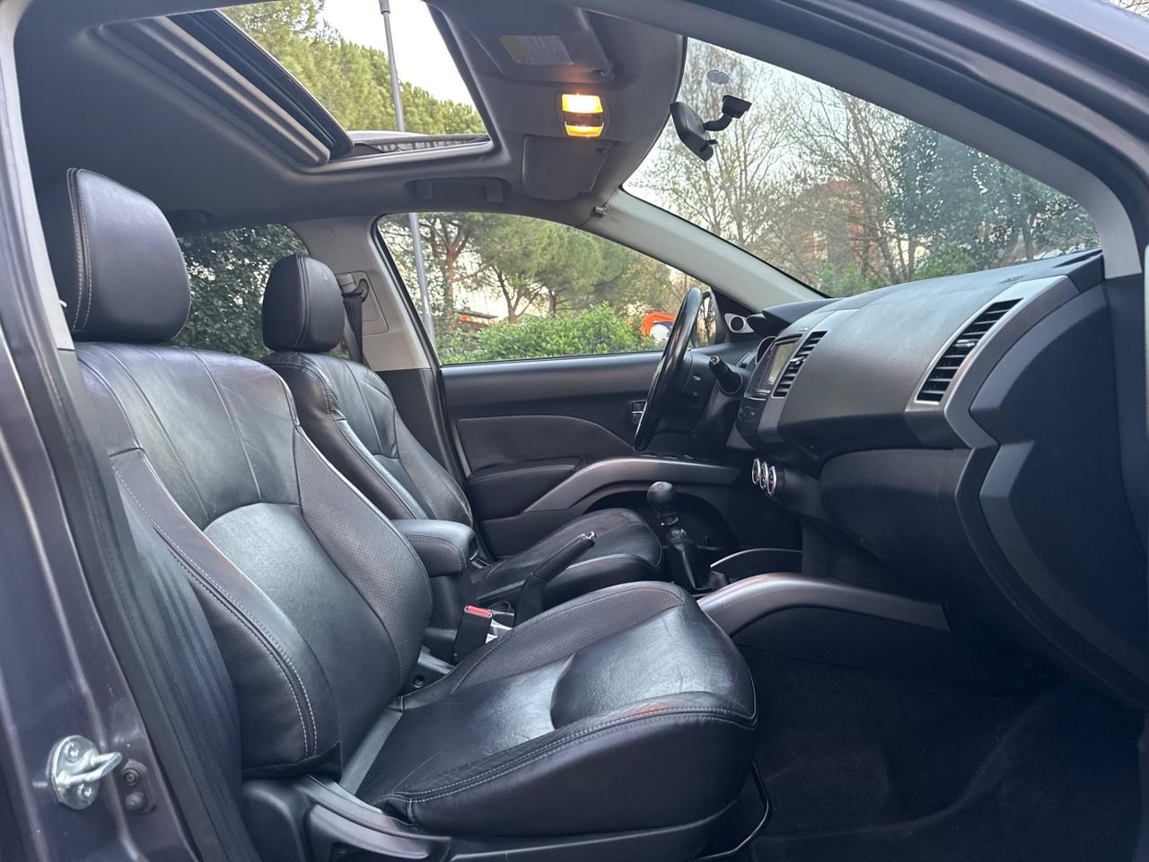 Mitsubishi Outlander 2.0 DI-D Instyle 7 p.ti DPF 2007 4x4