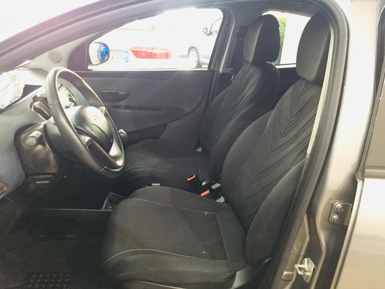 LANCIA Ypsilon 1.0 FireFly 5p. S&S Hybrid Gold