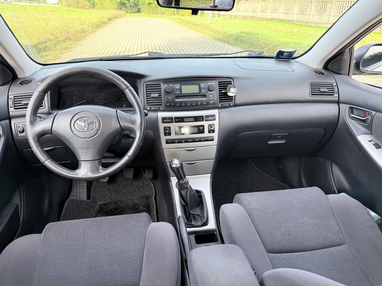 Toyota Corolla 1.6 16V 5 porte