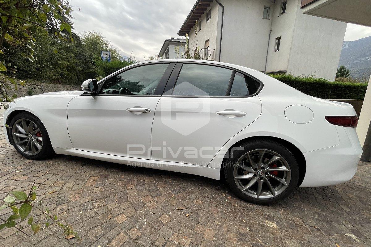 ALFA ROMEO Giulia 2.2 Turbodiesel 180 CV AT8 Business Sport Launch Ed.