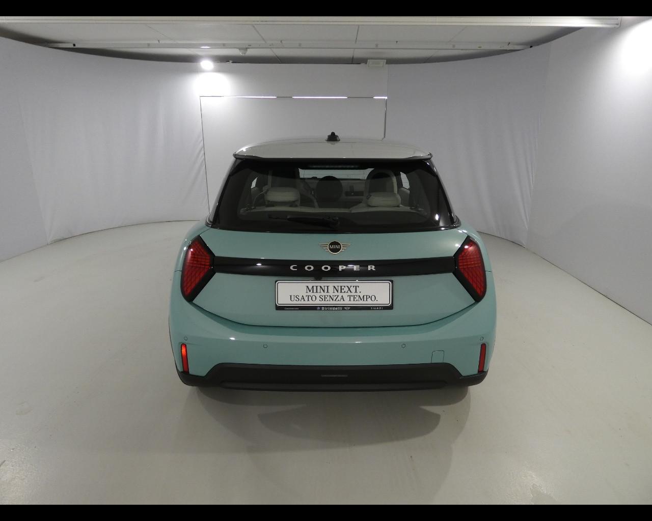 MINI Mini 5ª serie (F66) - Mini Cooper C Favoured