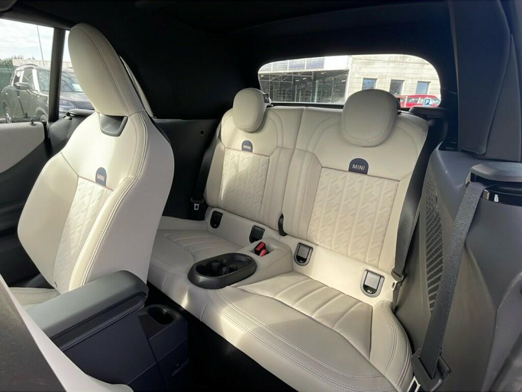 Mini Mini Cooper Cabrio 2.0 S Favoured Auto