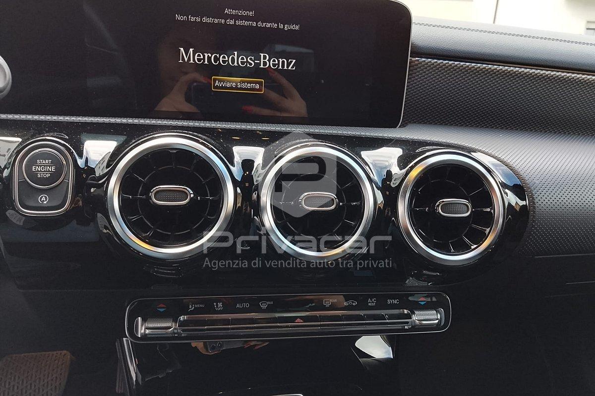 MERCEDES CLA 180 d Automatic Business