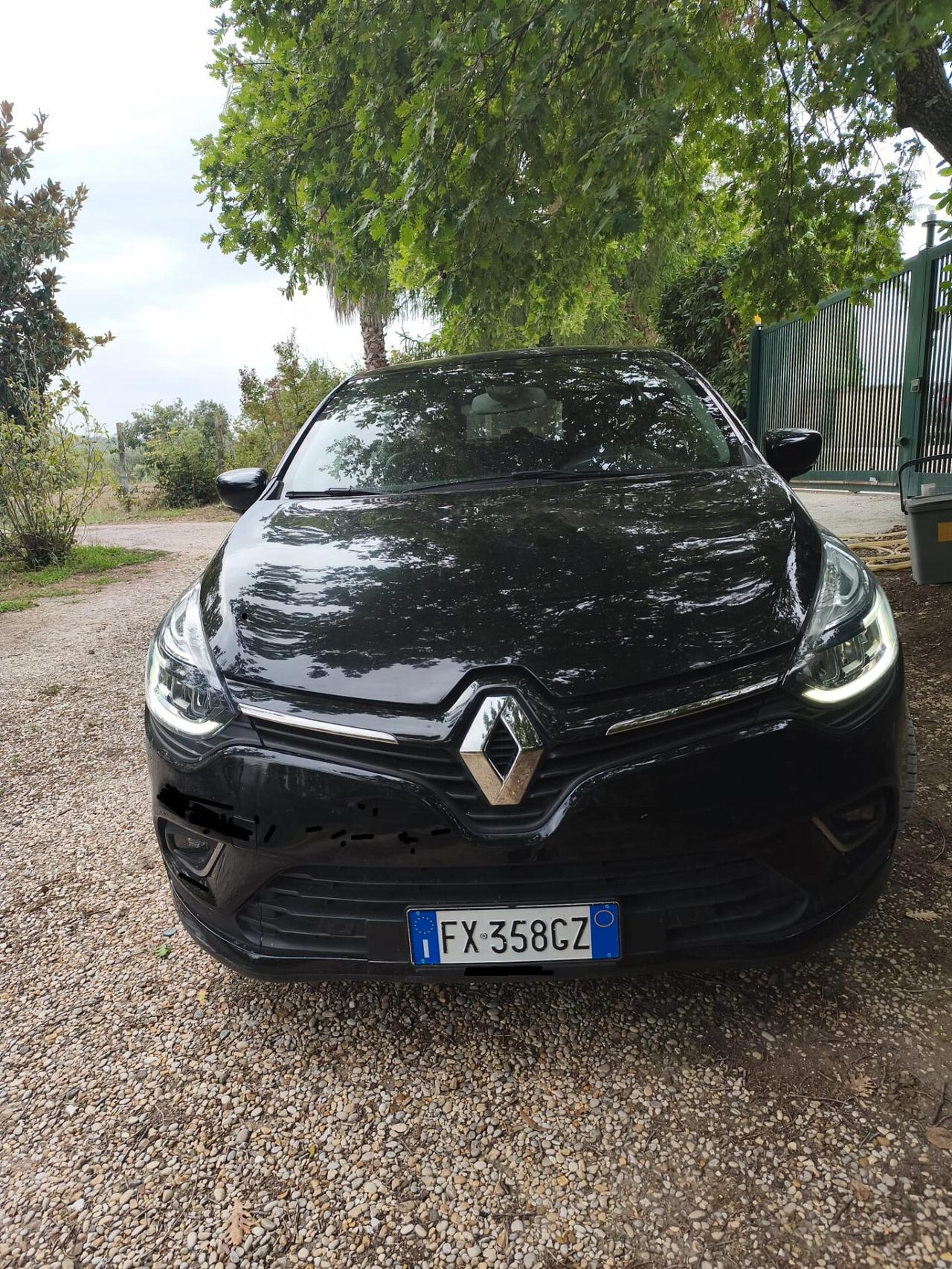 RENAULT CLIO 1,5 dCi MOSCHINO-NAVI-PELLE-FOTO REVISIONE
