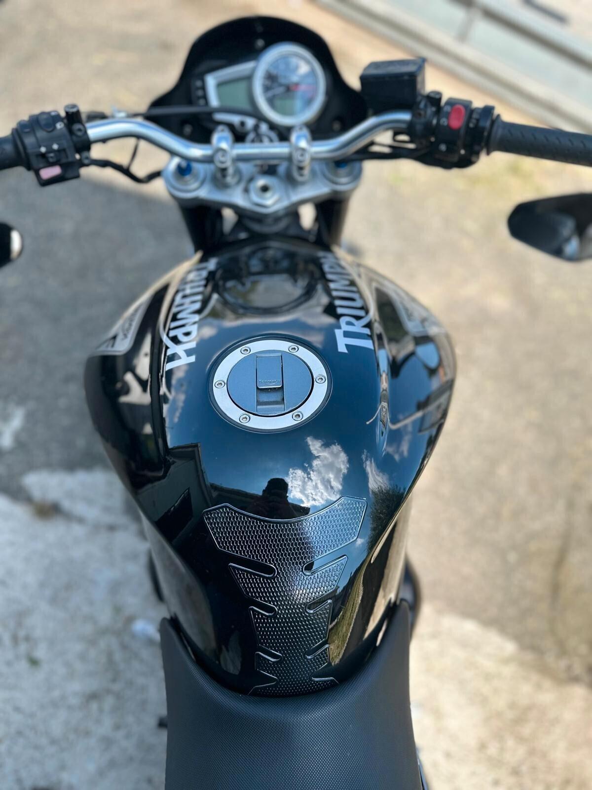 Triumph Street Triple R 675 R