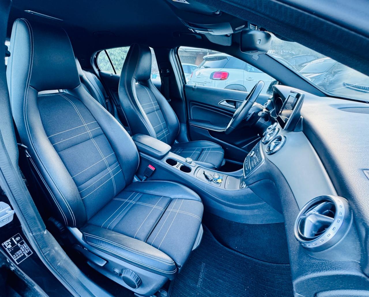 Mercedes-benz GLA 200 d Premium