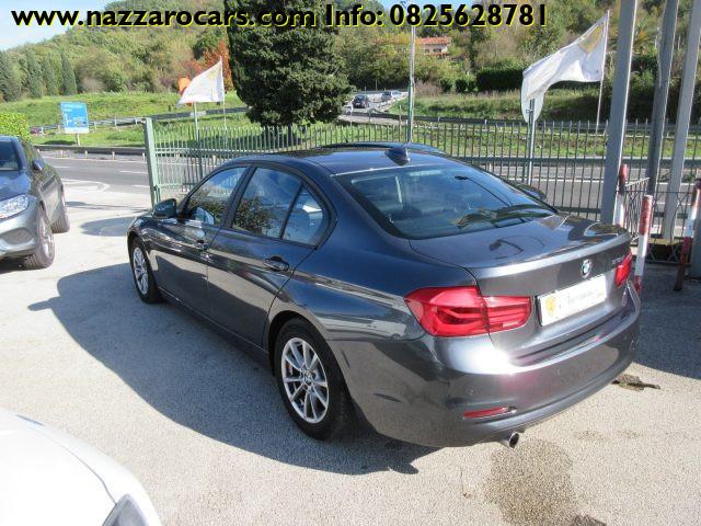 BMW 318 d Business Advantage aut. NAVIGATORE/FARI LED