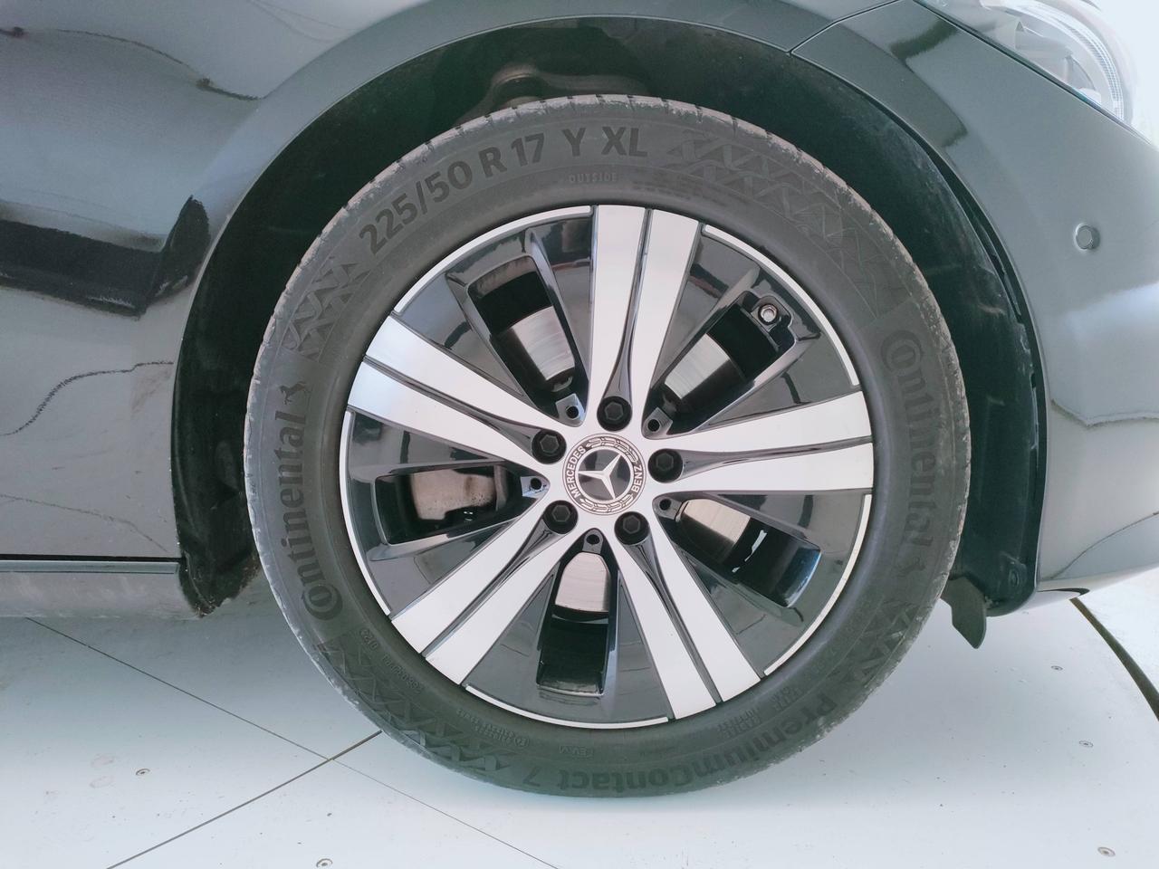 Mercedes-Benz Classe C-S206 SW 2021 - C SW 220 d mhev Sport auto