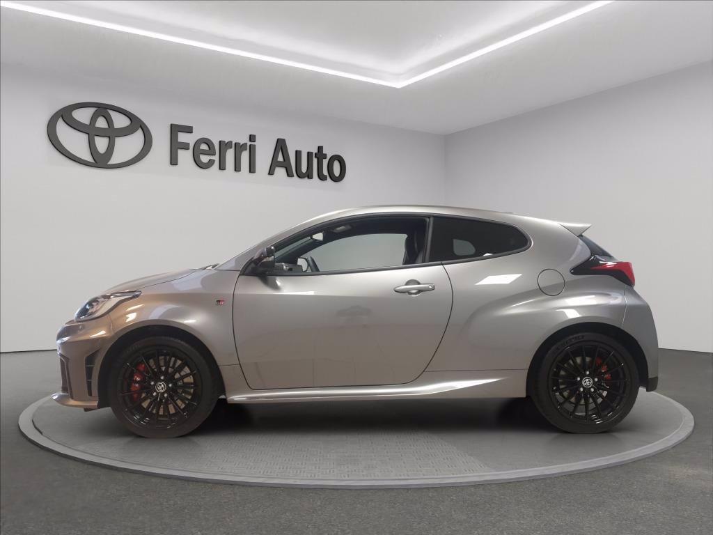 TOYOTA GR Yaris 1.6 Circuit dat-8 del 2025