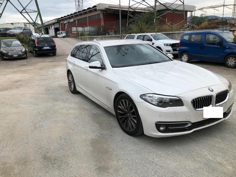 Bmw 520 520d xDrive Touring Luxury