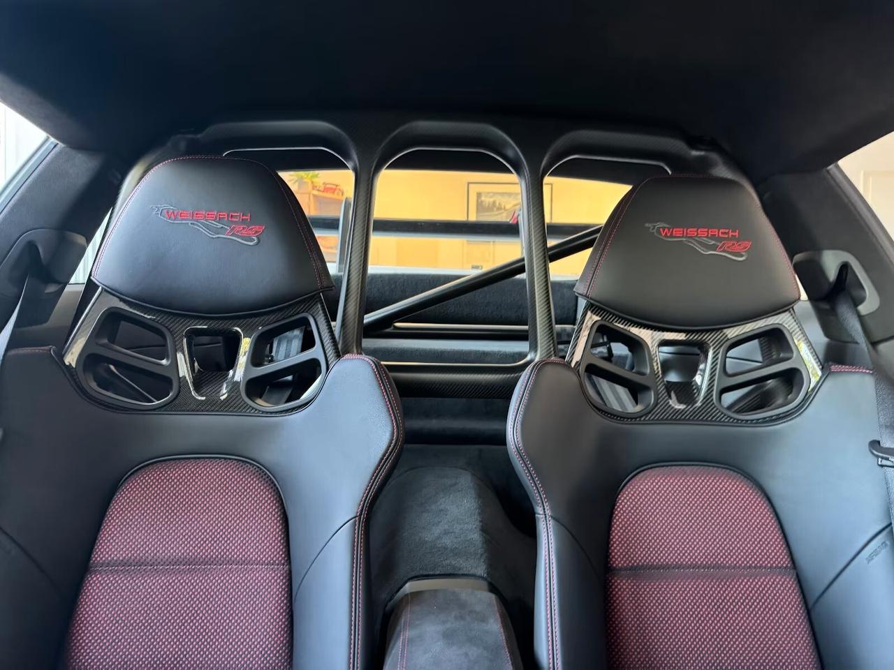 Porsche 911 GT3 RS Weissach