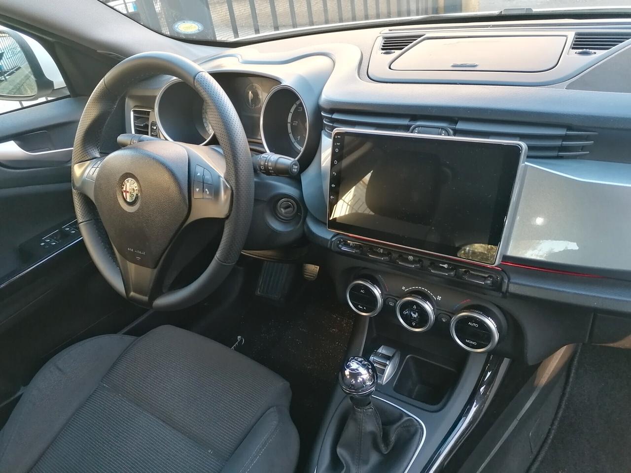 Alfa Giulietta 2.0 JTDm 140 CV Progression Navy