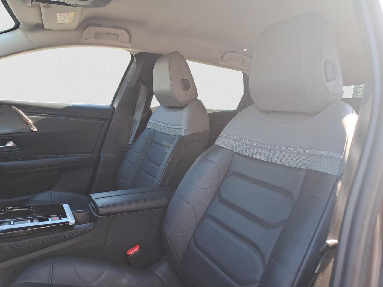 CITROEN C5 X - C5 X Hybrid 225 e-EAT8 Shine