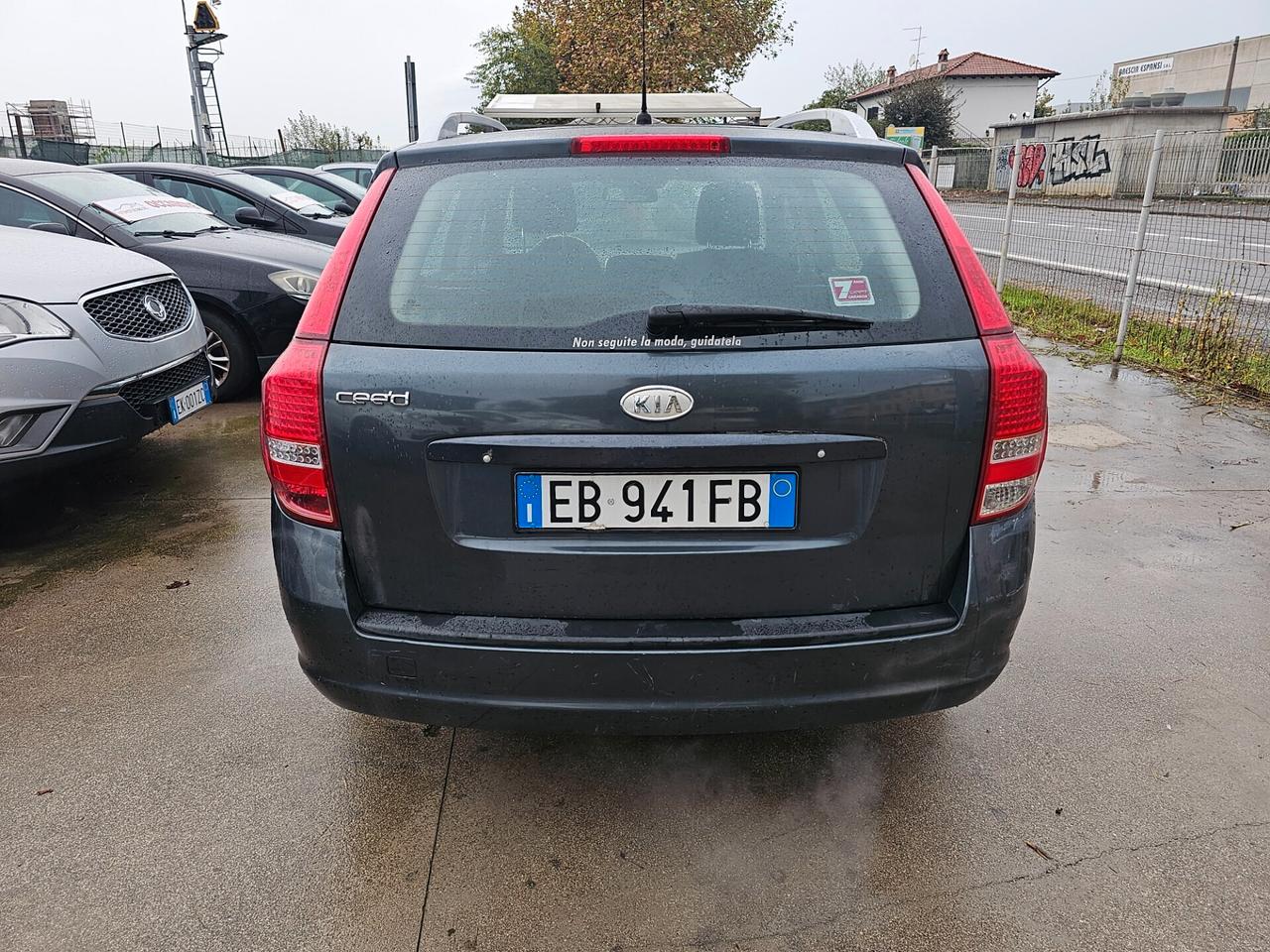 Kia Ceed cee'd 1.4 90CV GUIDABILE DA NEOPATENTATI