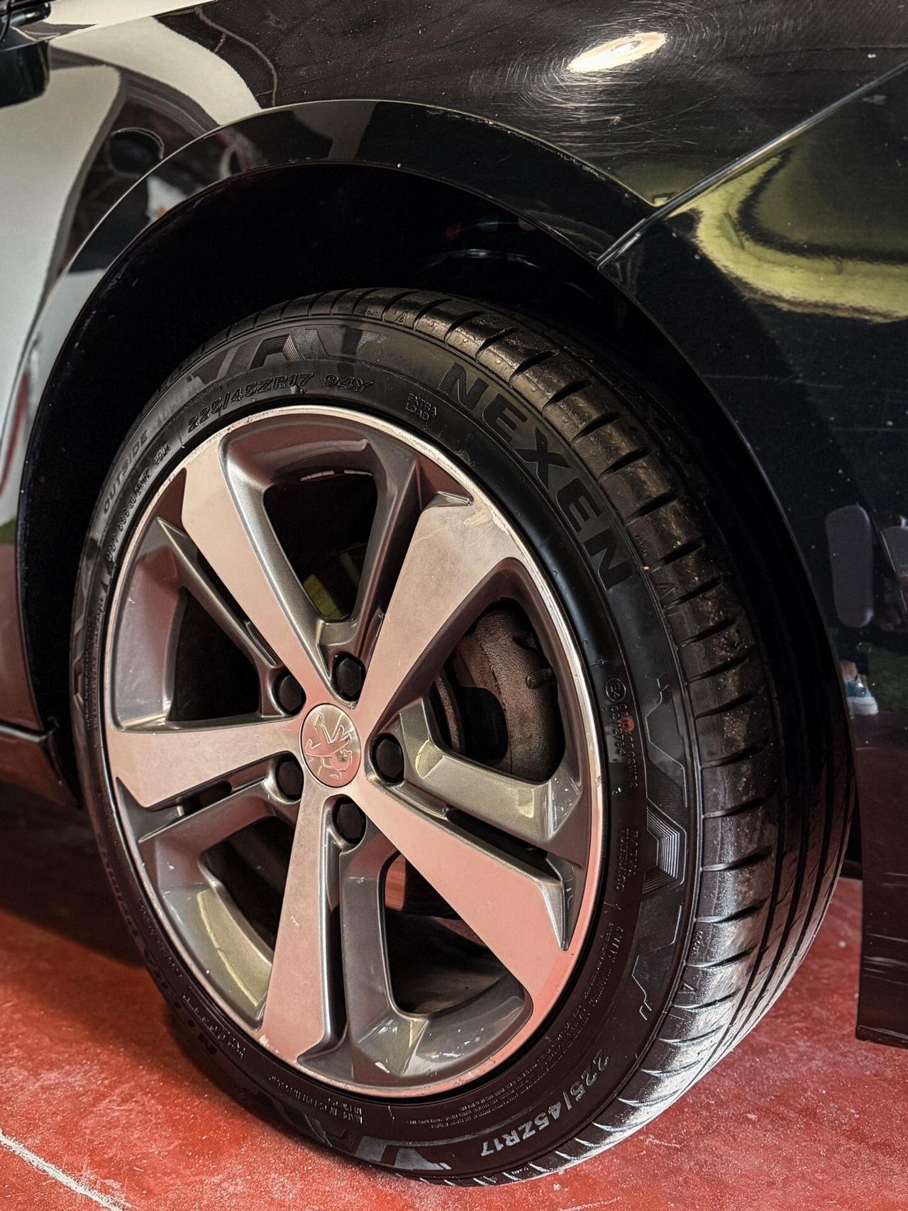 Peugeot 308 BlueHDi 120 S&S SW Active