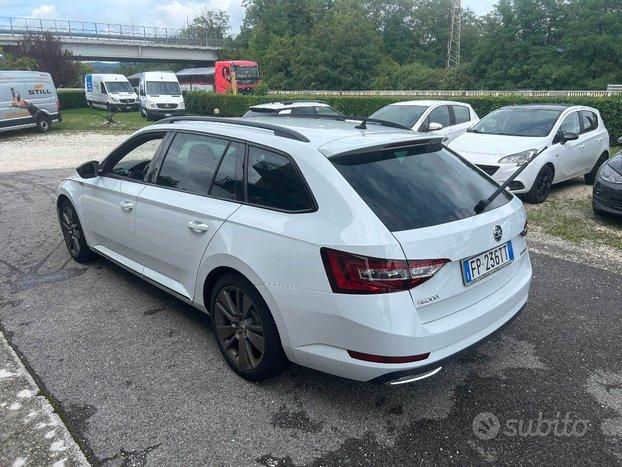 SKODA Superb 2.0 TDI 190 CV SCR DSG Wagon SportL