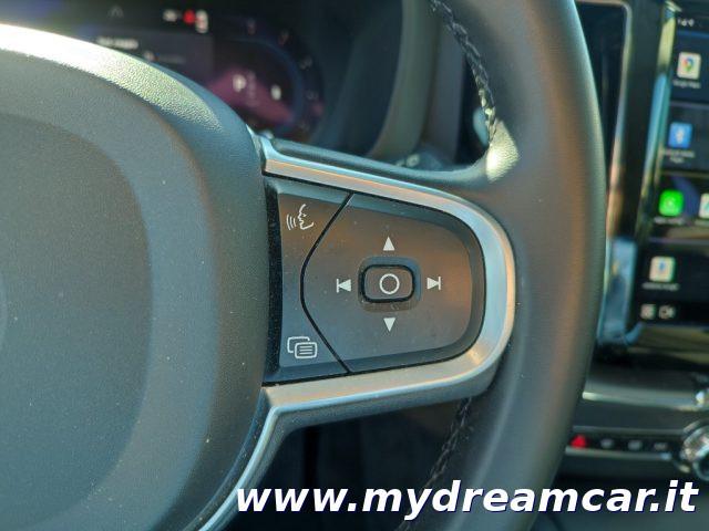 VOLVO XC60 B4 (d) automatico Core