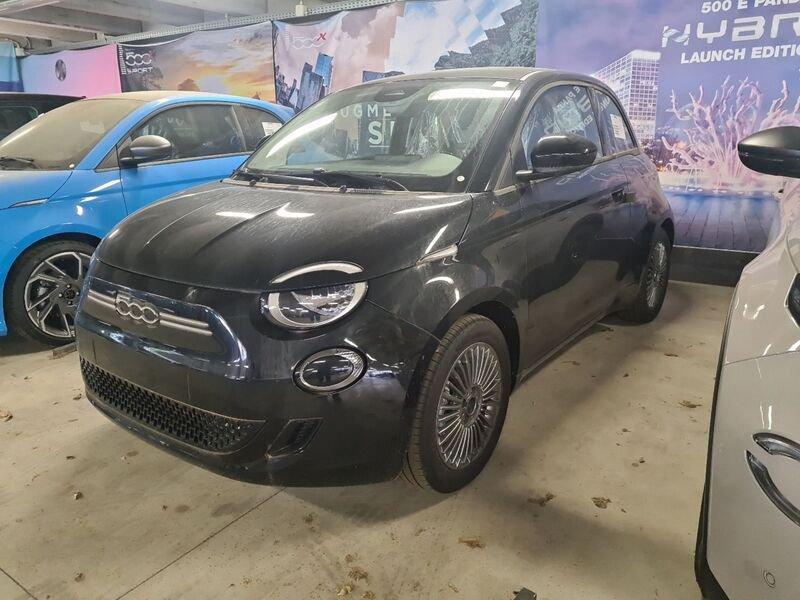 FIAT 500 500e 23,65 KW DA 199€ AL MESE E 2.500€ DI ANTICIPO E PRONTA CONSEGNA