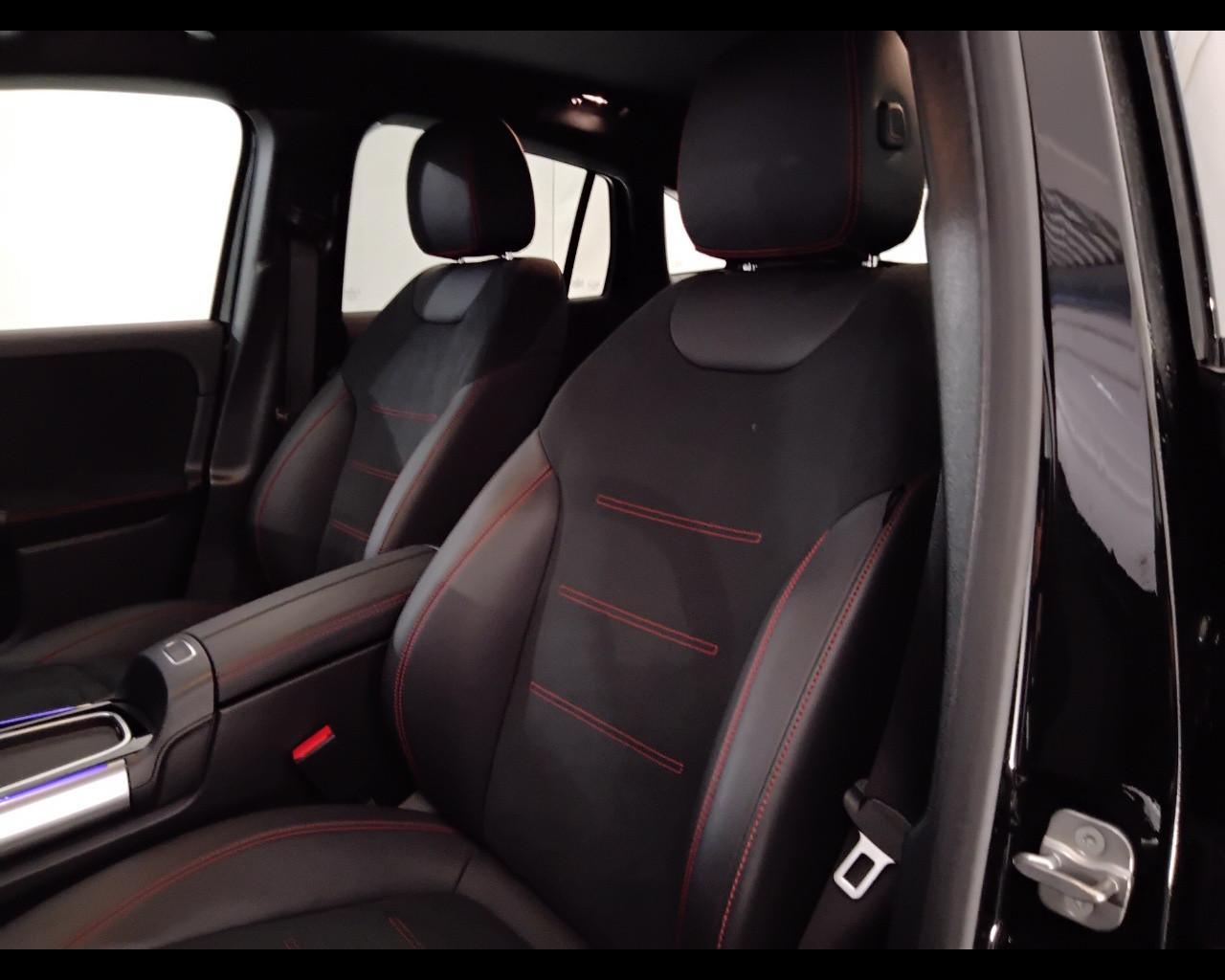 Mercedes-Benz GLA-H247 2023 - GLA 180 d AMG Line Advanced Plus auto