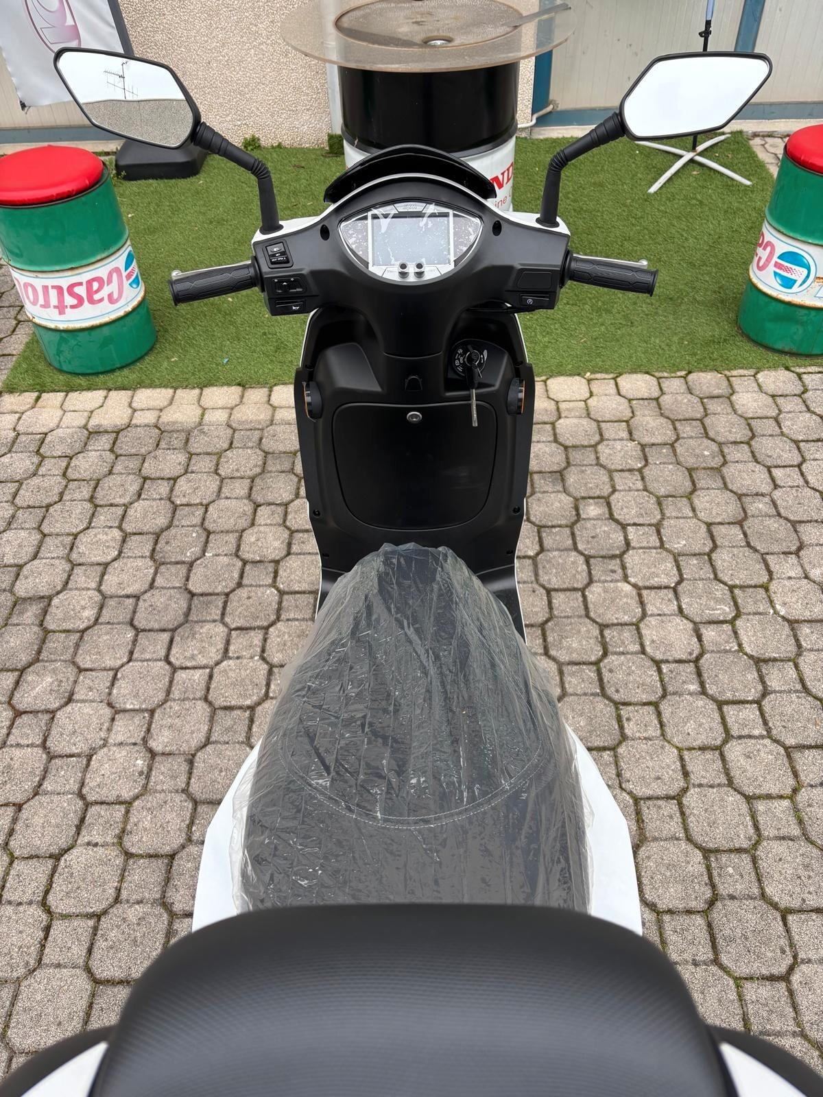 Sym Symphony 125 SR E5+ - NUOVO