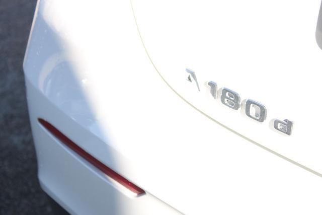 MERCEDES-BENZ A 180 d Automatic AMG Line Premium