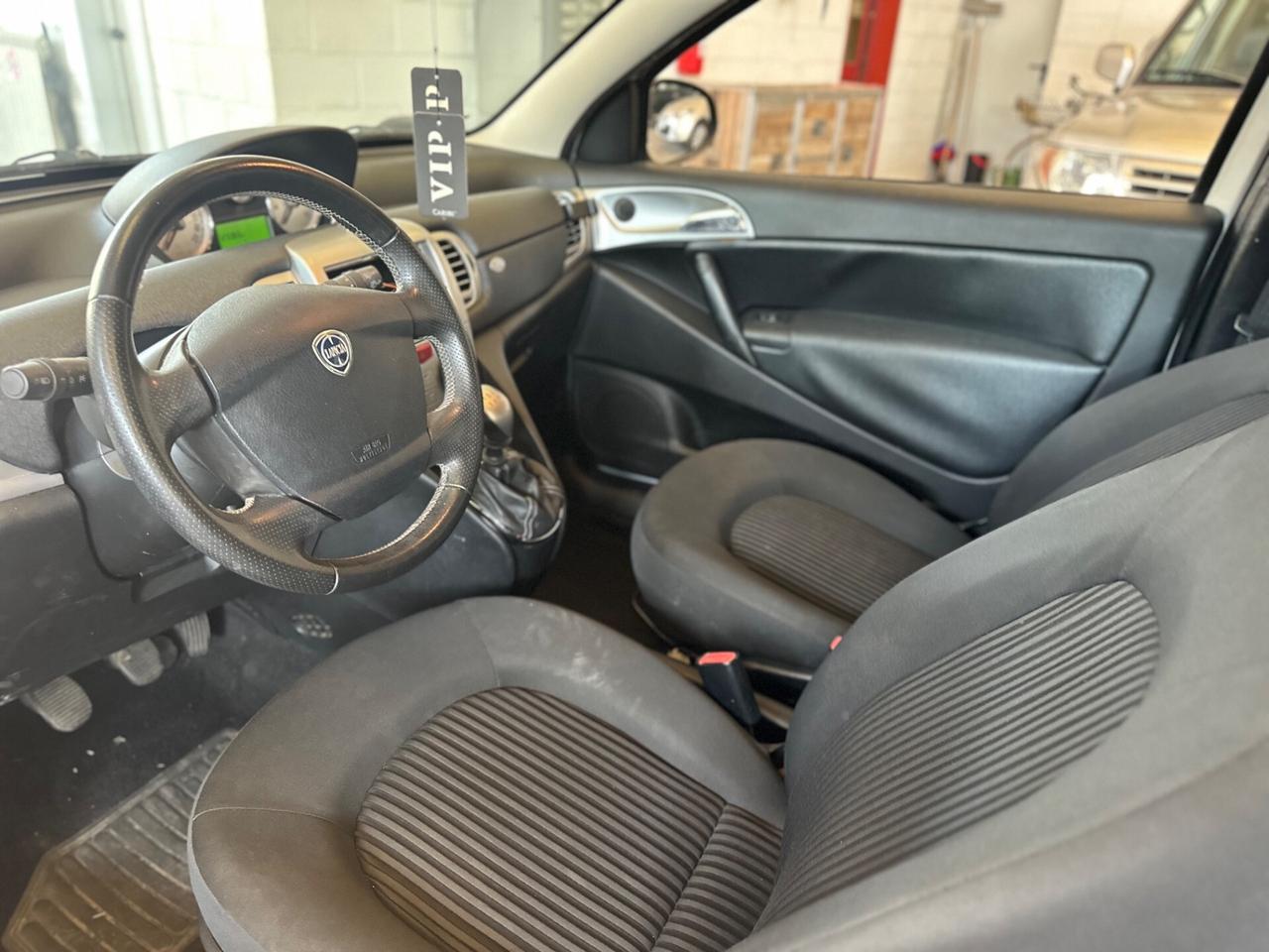 Lancia Ypsilon 1.2 Argento