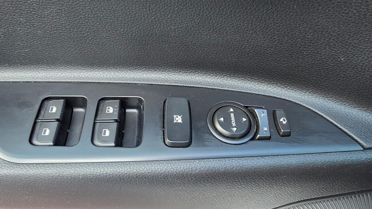 Kia Rio 1.4 CRDi 90CV 5 porte Cool