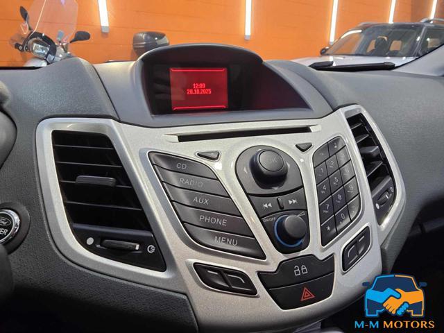 FORD Fiesta + 1.6 TDCi 95CV 5 porte