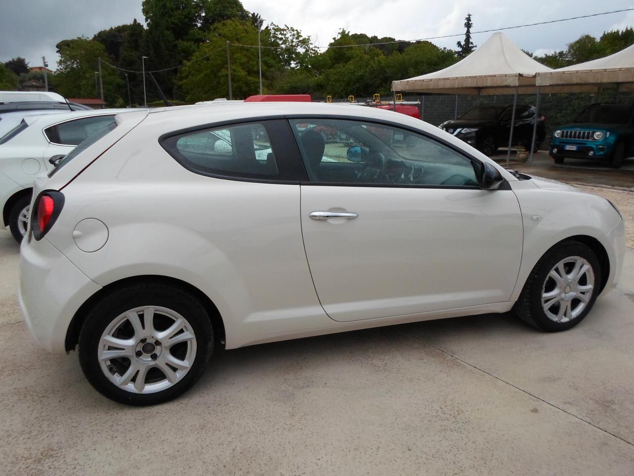 Alfa Romeo MiTo 1.4 T 120 CV GPL Distinctive Sport Pack