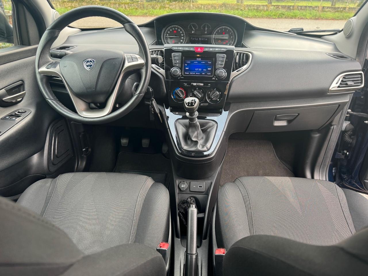 Lancia Ypsilon 1.2 69 CV 5 porte GPL Ecochic Gold