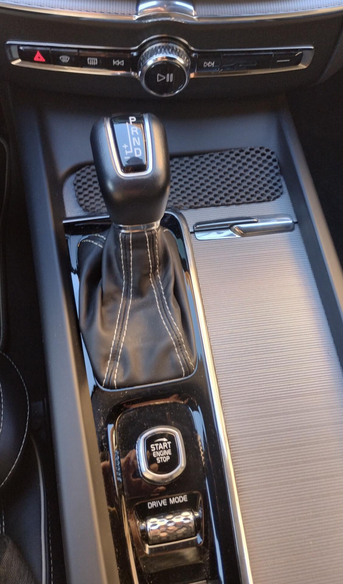 Volvo XC 60 XC60 T4 Geartronic R-design