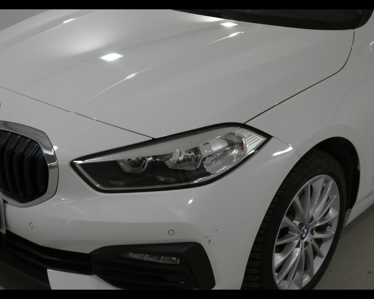 BMW Serie 1 (F40) - 118d 5p. Business Advantage