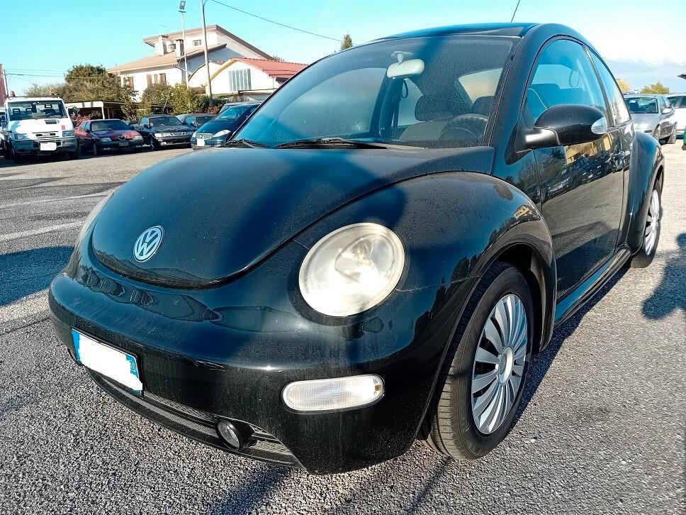 Volkswagen New Beetle 1.6