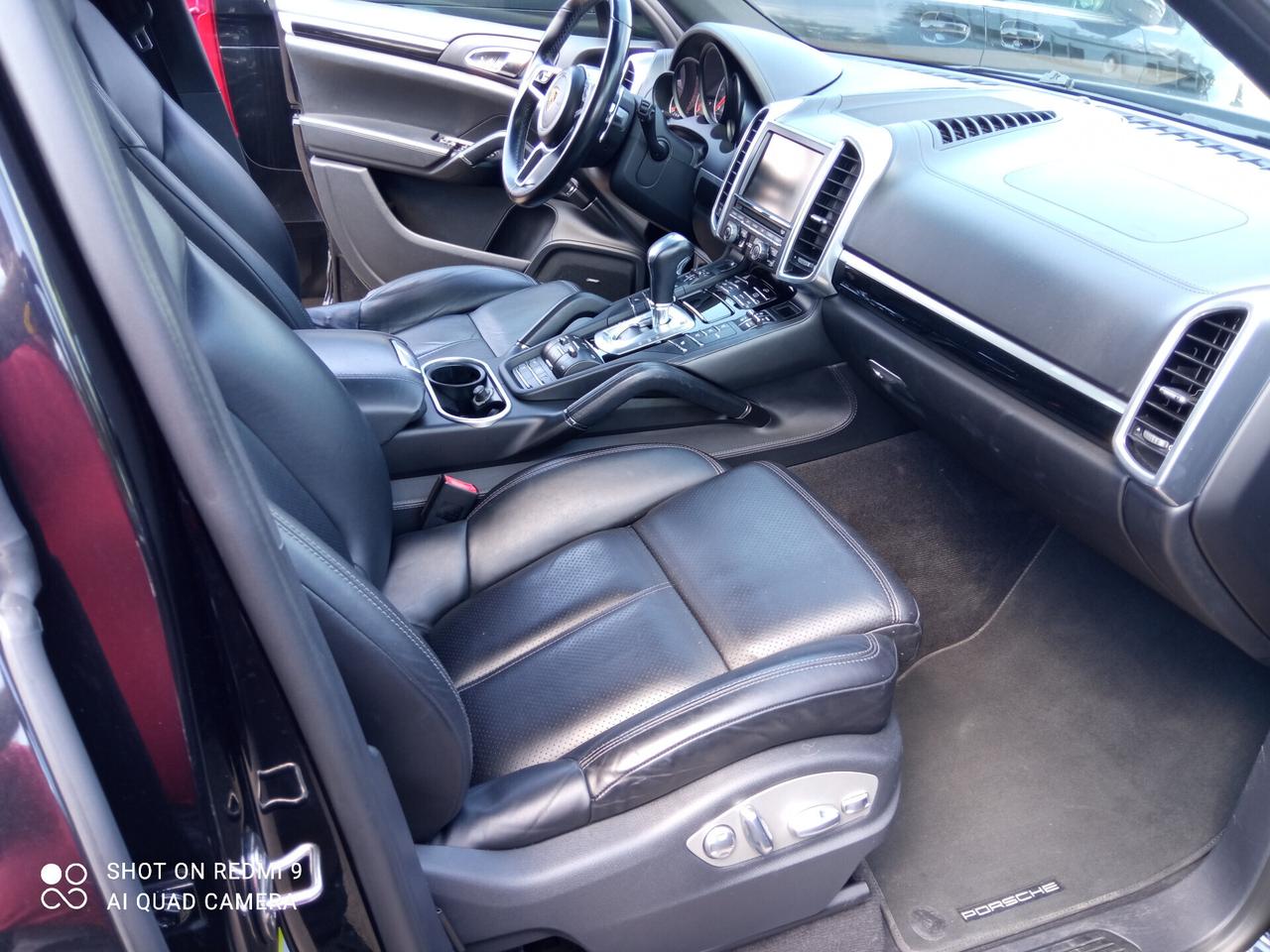 Porsche Cayenne 3.0 Diesel Platinum Edition 263CV TETTO APRIBILE