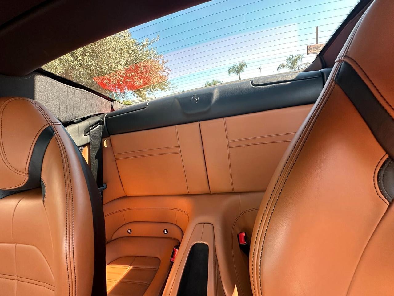 Ferrari California Cabrio 3.9T DCT