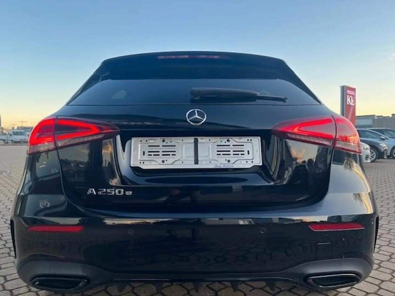 Mercedes-benz A 250 e Automatic EQ-Power Premium