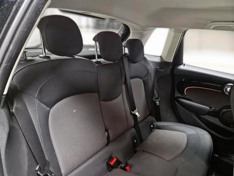 MINI COOPER CLASSIC AUTO 5 PORTE BERLINA