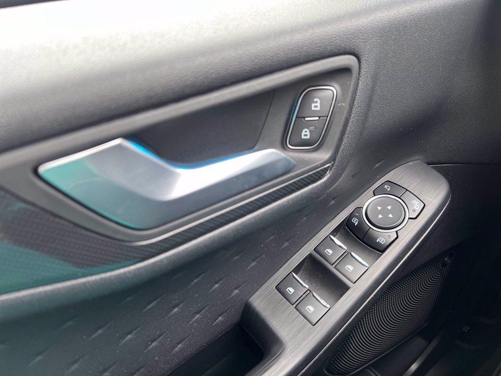 FORD Kuga 2.5 Plug In Hybrid 225 CV CVT 2WD ST-Line X del 2020