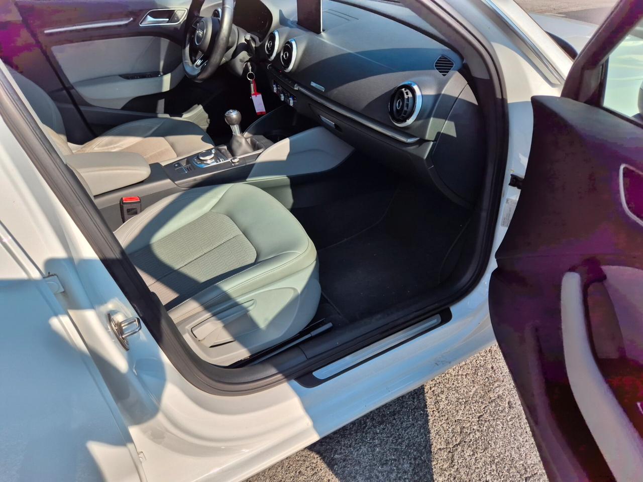 Audi A3 SPB 1.6 TDI Sport PARI A NUOVO