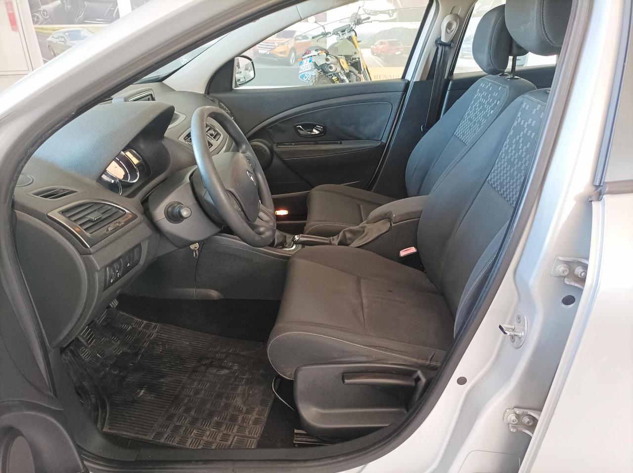 Renault Megane Mégane 1.5 dCi 110CV Wave 05/2012