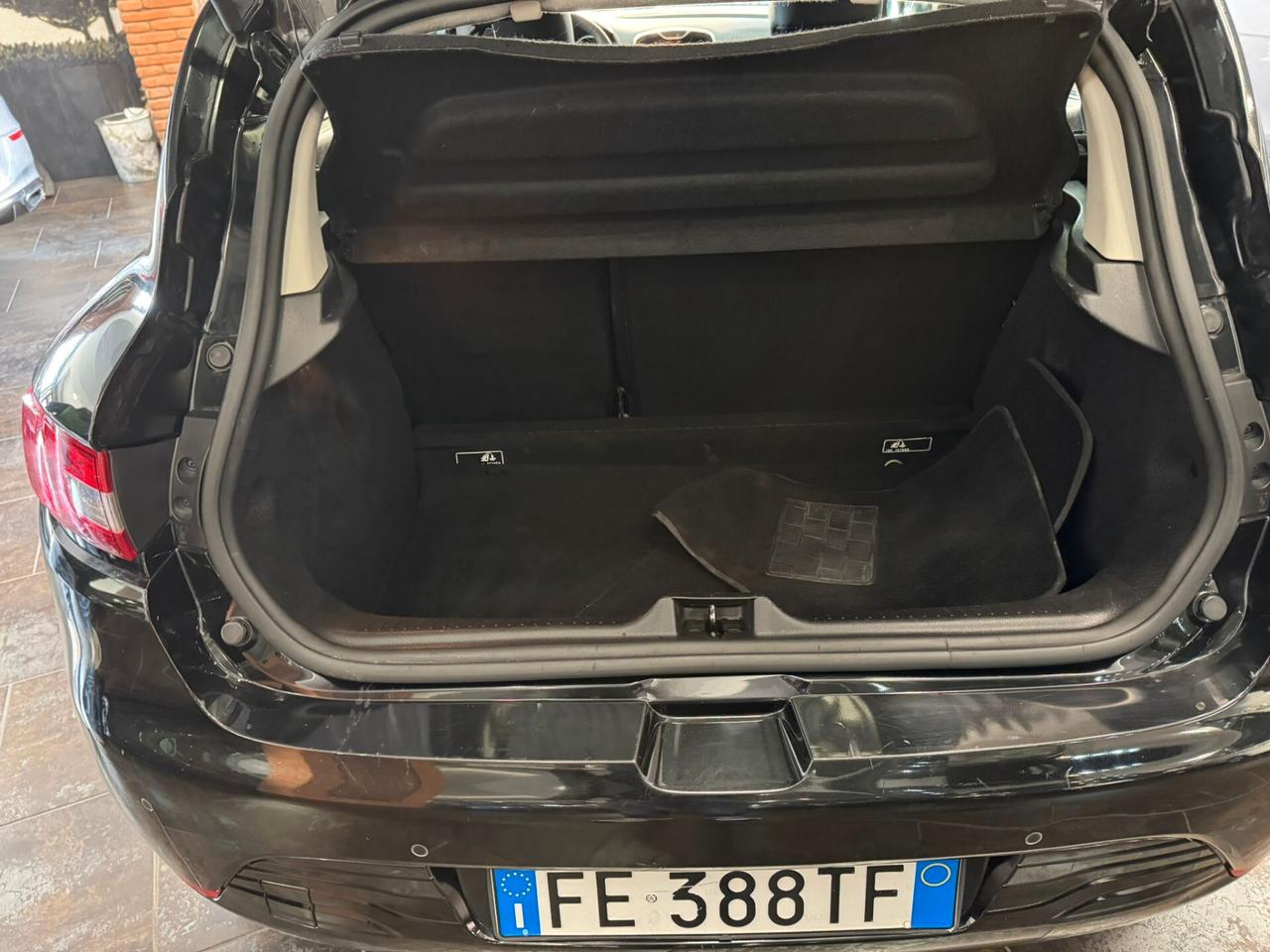 Renault Clio dCi 8V 75CV Start&Stop 5 porte Energy Life