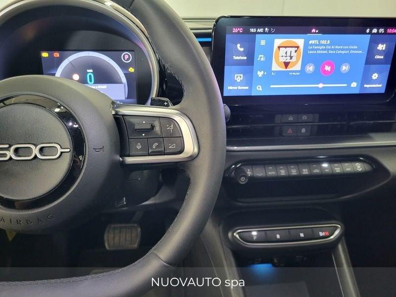 FIAT 600 1.2 Hybrid 136cv