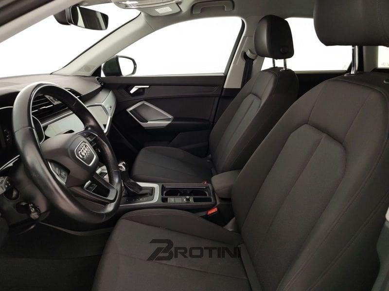 Audi Q3 2.0 35 TDI S Tronic Business Advanced