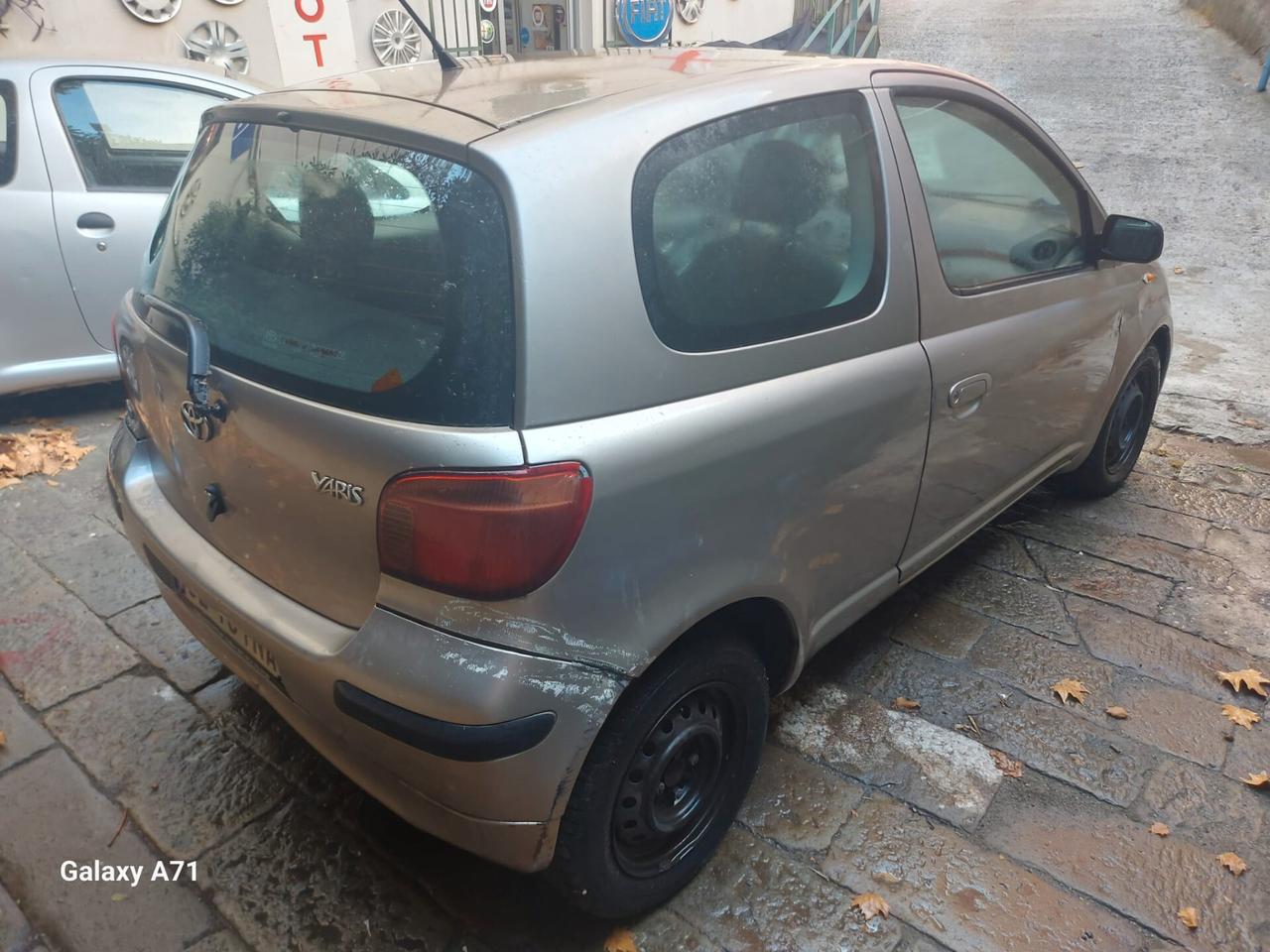 Toyota Yaris 1.3i 16V cat 3 porte Sol Blue